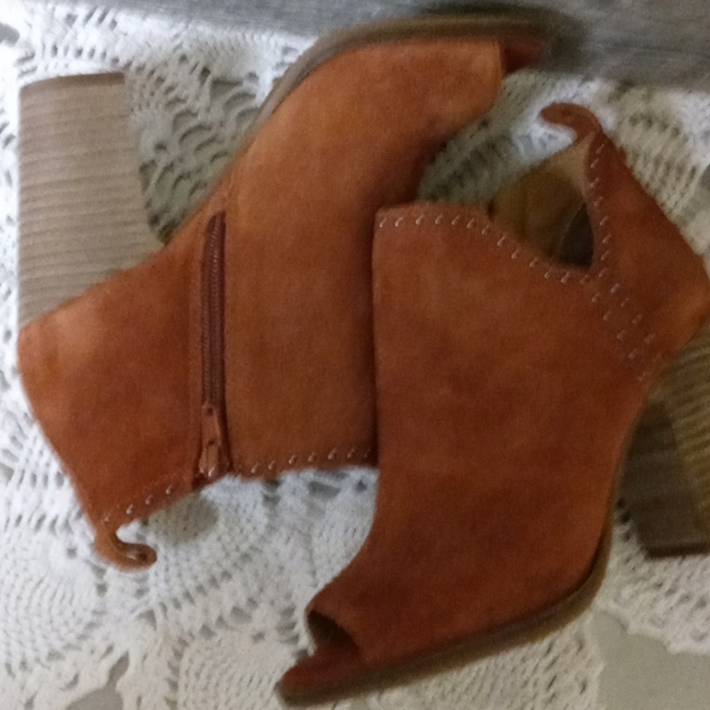 SALE! Lucky 🍀 Brand - Size 6M/36